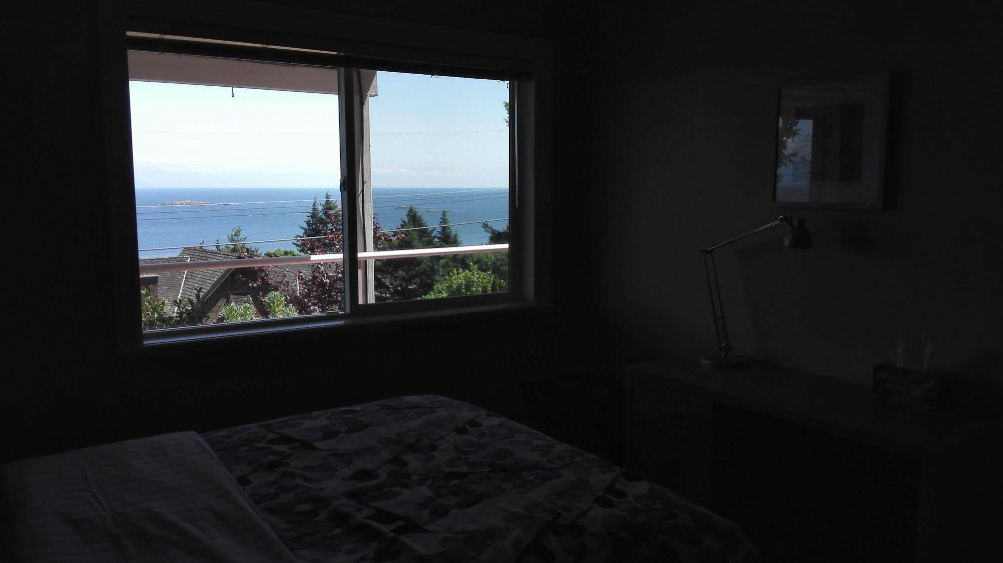 Nanaimo Ocean View Bed & Breakfast Ngoại thất bức ảnh